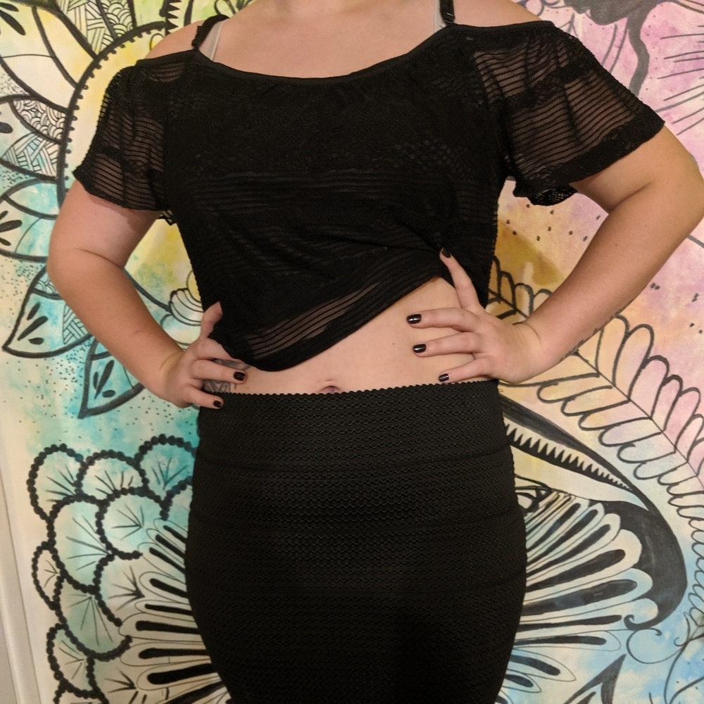 Cropped dress shirt